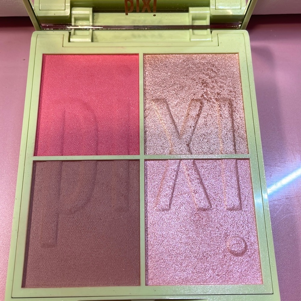Pixi by Petra